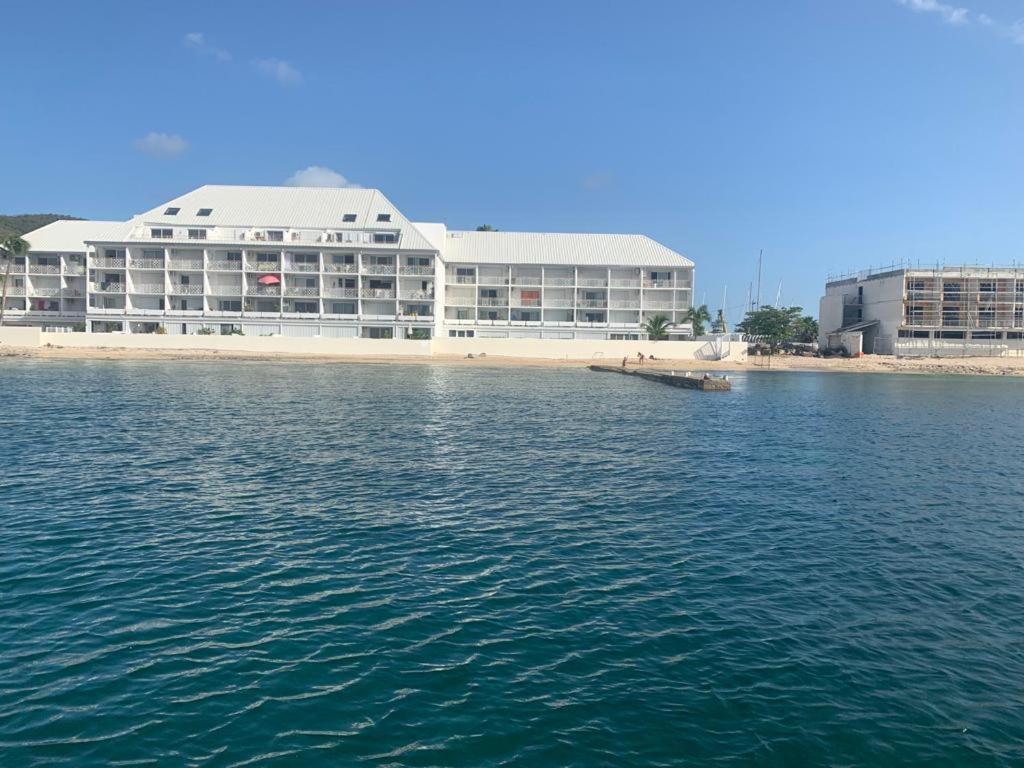 Grand Studio « Blue Sunset » Mer, Plage, Piscine. Apartment Marigot  Exterior photo